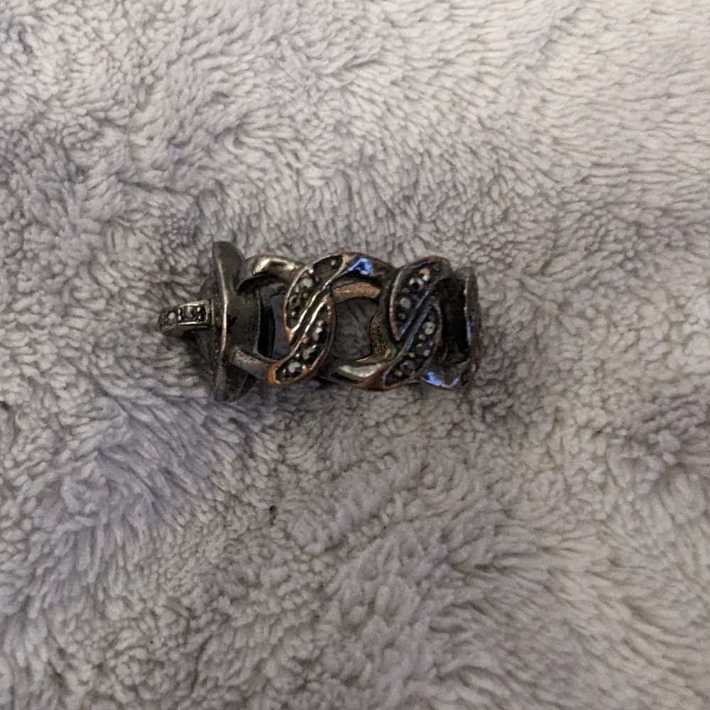 Marc Jacobs Ring - Picture 2 of 3